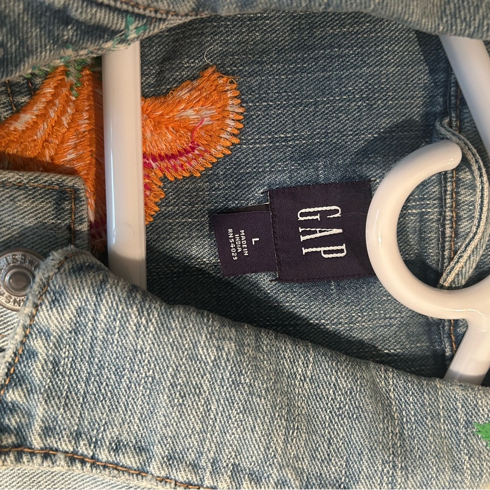 Vintage Denim Jacket - Picture 2 of 4